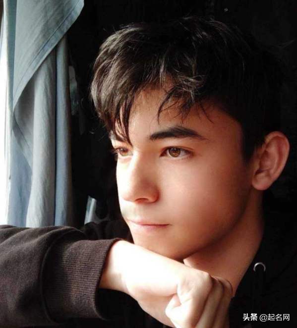 22个有高级感最好的英文名字分享,好听稀少最佳的英文名-第2张图片- 22个有高级感最好的英文名字分享,好听稀少最佳的英文名-第2张图片-