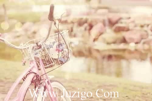 高冷又随性的句子大全精选高冷的说说句子(精选75句)