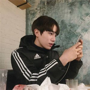 ​爱一个人爱情浪漫句子心情 表达深爱一个人的暖心情话