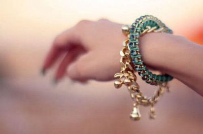 ​看到人们想哭的伤感古风句子