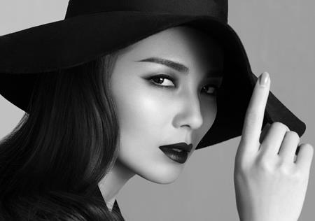 成熟稳重型女生微信网名