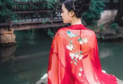 ​最扎心的四个字伤感昵称(精选1494个)