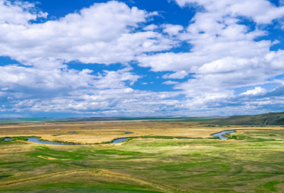 ​积极向上的男孩名字推荐、寓意以后蓬勃发展，前途无量