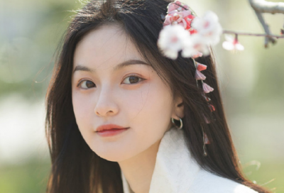 ​女生王者荣耀id简单干净（王者荣耀游戏名字简单干净女）